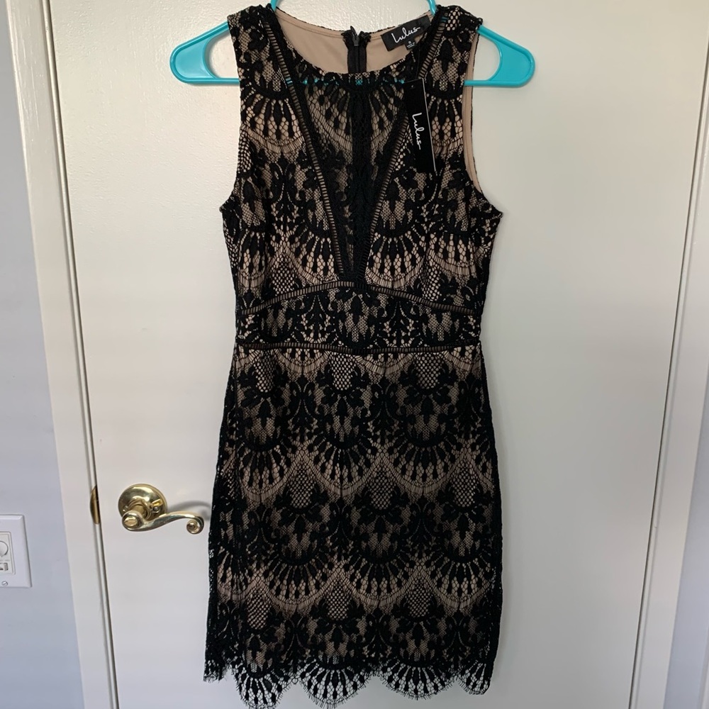 NWT Lulus Lace Dress Size S